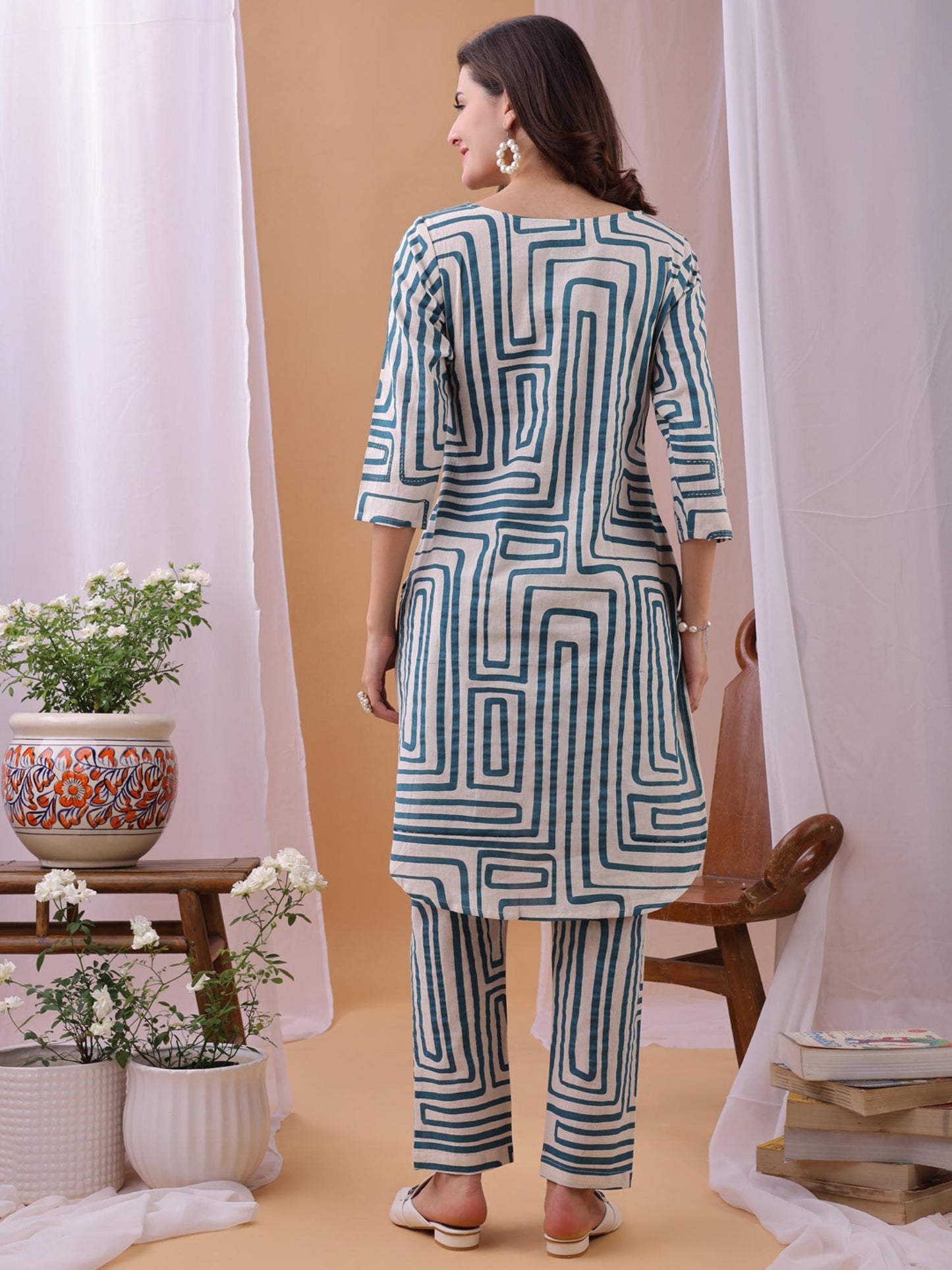 Women Turquoise Cotton Printed Co-Ord (Set of 2)