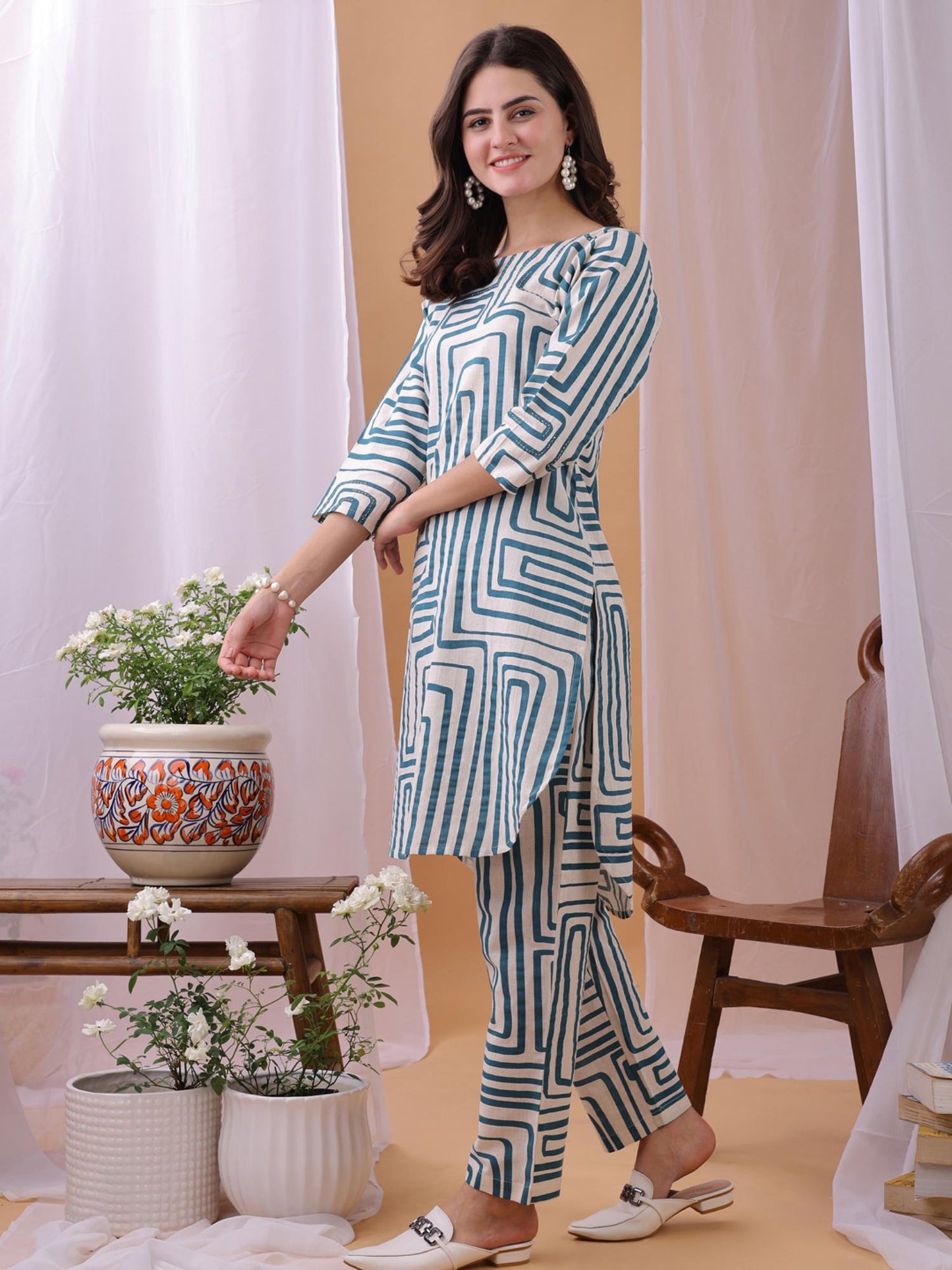Women Turquoise Cotton Printed Co-Ord (Set of 2)