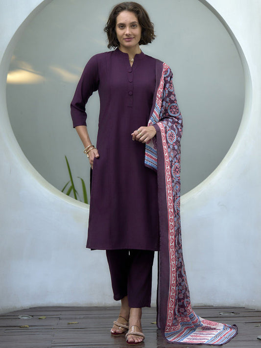 DEVATITHI Women Floral Regular Kurta & Trouser With Dupatta