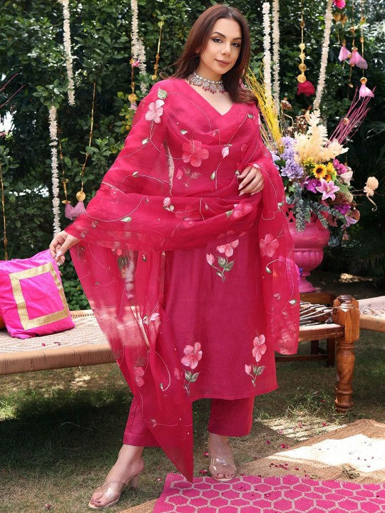GoSriKi Women Floral Printed Regular Kurta with Trousers & With Dupatta