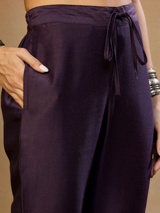 House of Pataudi Women Embroidered Straight Kurta
