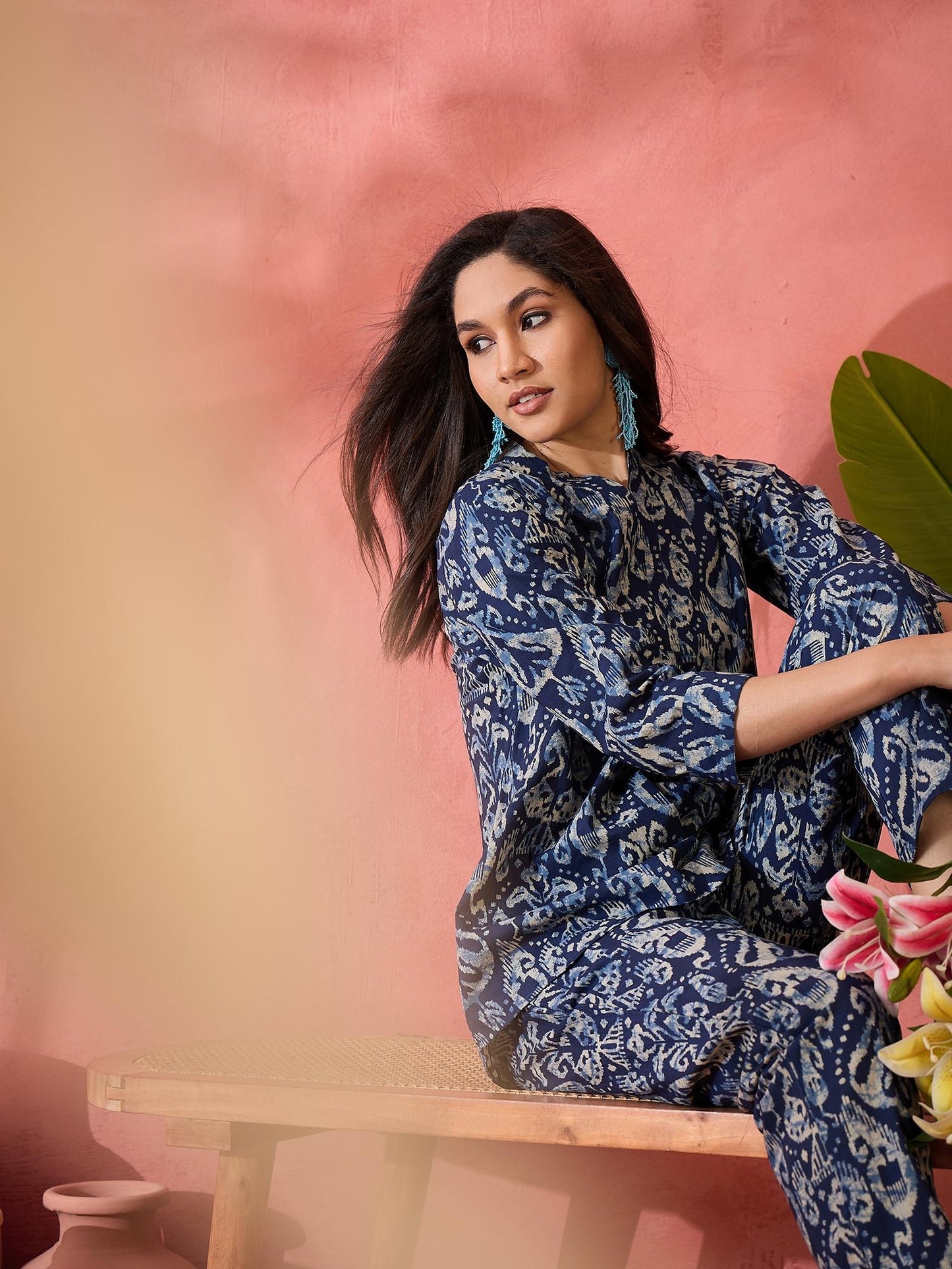 Cotton Ethnic Motifs Ikat Printed Navy Blue Co-Ord (Set of 2)
