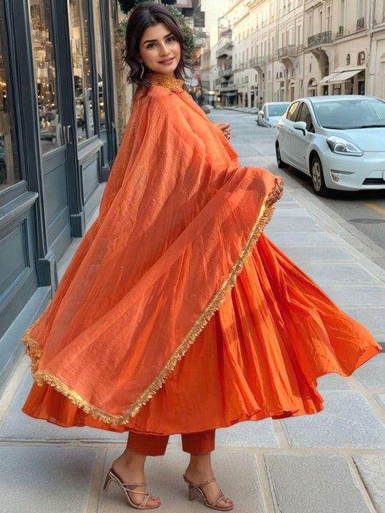 Aaghnya Women Solid Kurta
