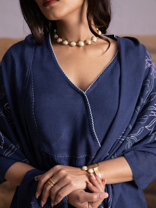 Bombay Bloom Women Regular Linen Kurta