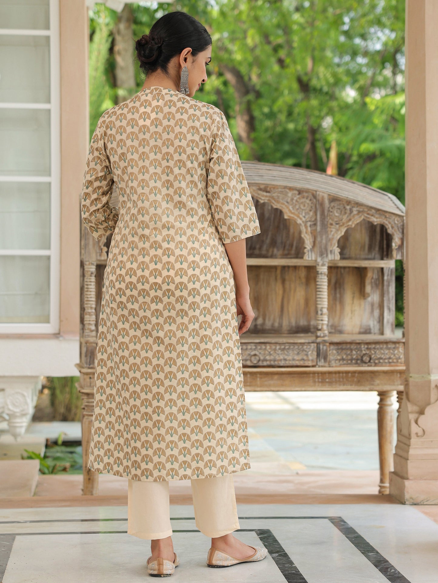 Soft Cotton Floral Straight Cream Kurta