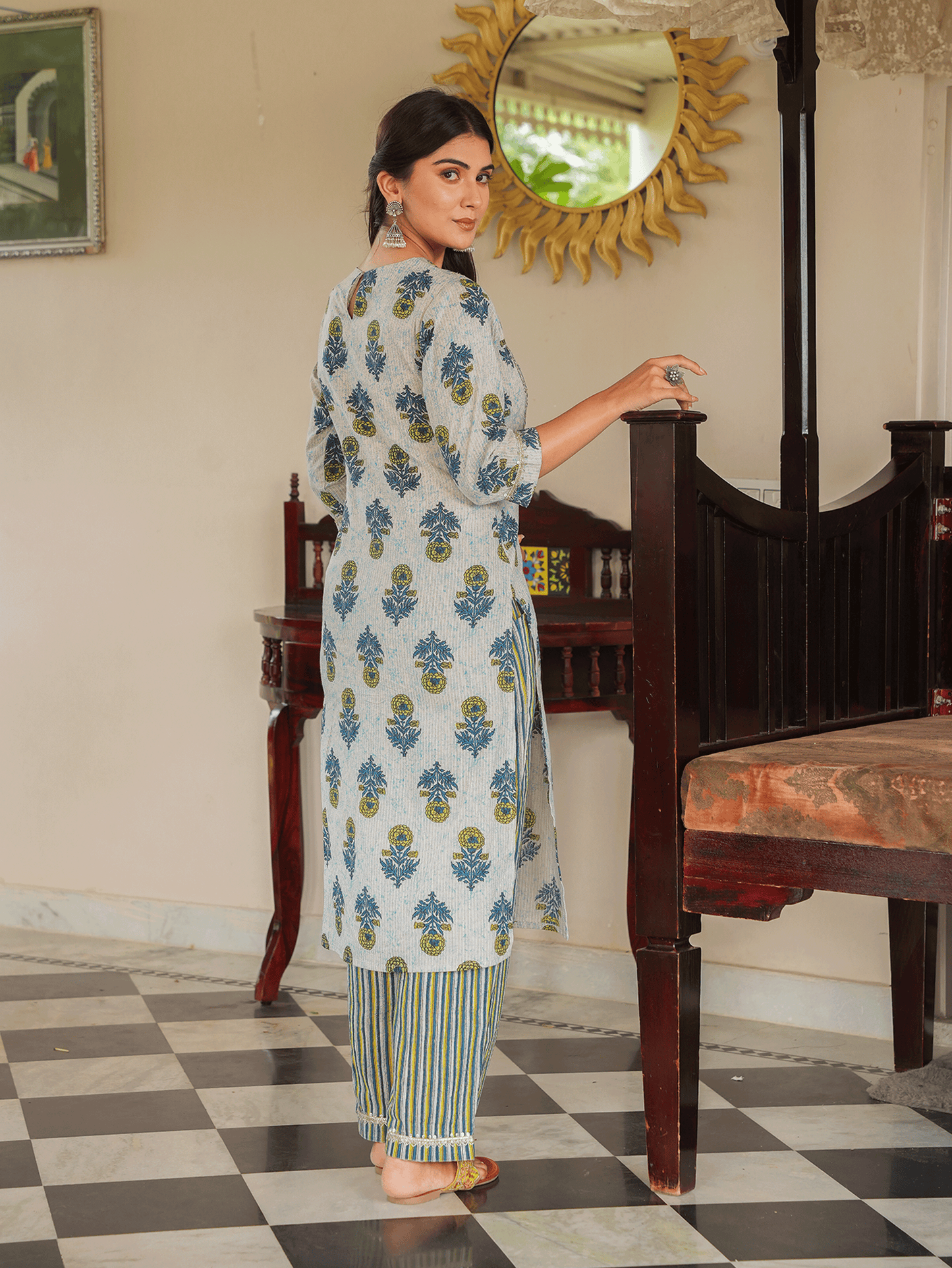 Kantha Cotton Floral Straight Blue Kurta