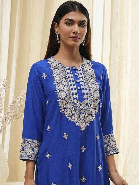 Biba Floral Embroidered Round Neck Sequinned Straight Kurta