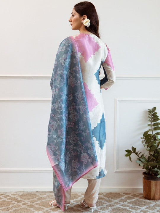 Anouk Abstract Printed Beads and Stones Straight Kurta