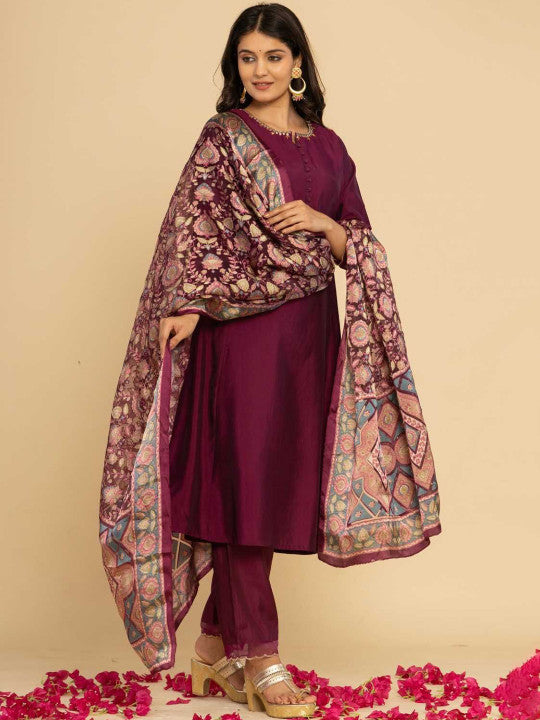Do Dhaage Embroidered Beads and StonesA-Line Kurta with Trouser & Dupatta