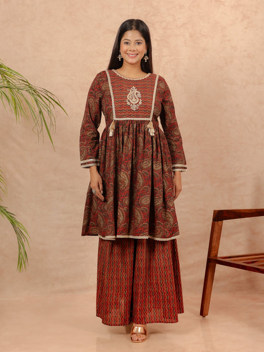 Soft Cotton Paisley Flared Maroon Kurta