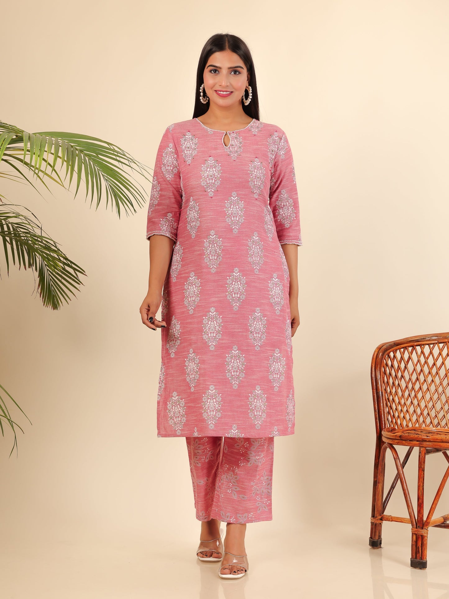 Blend Cotton Floral Straight Pink Kurta