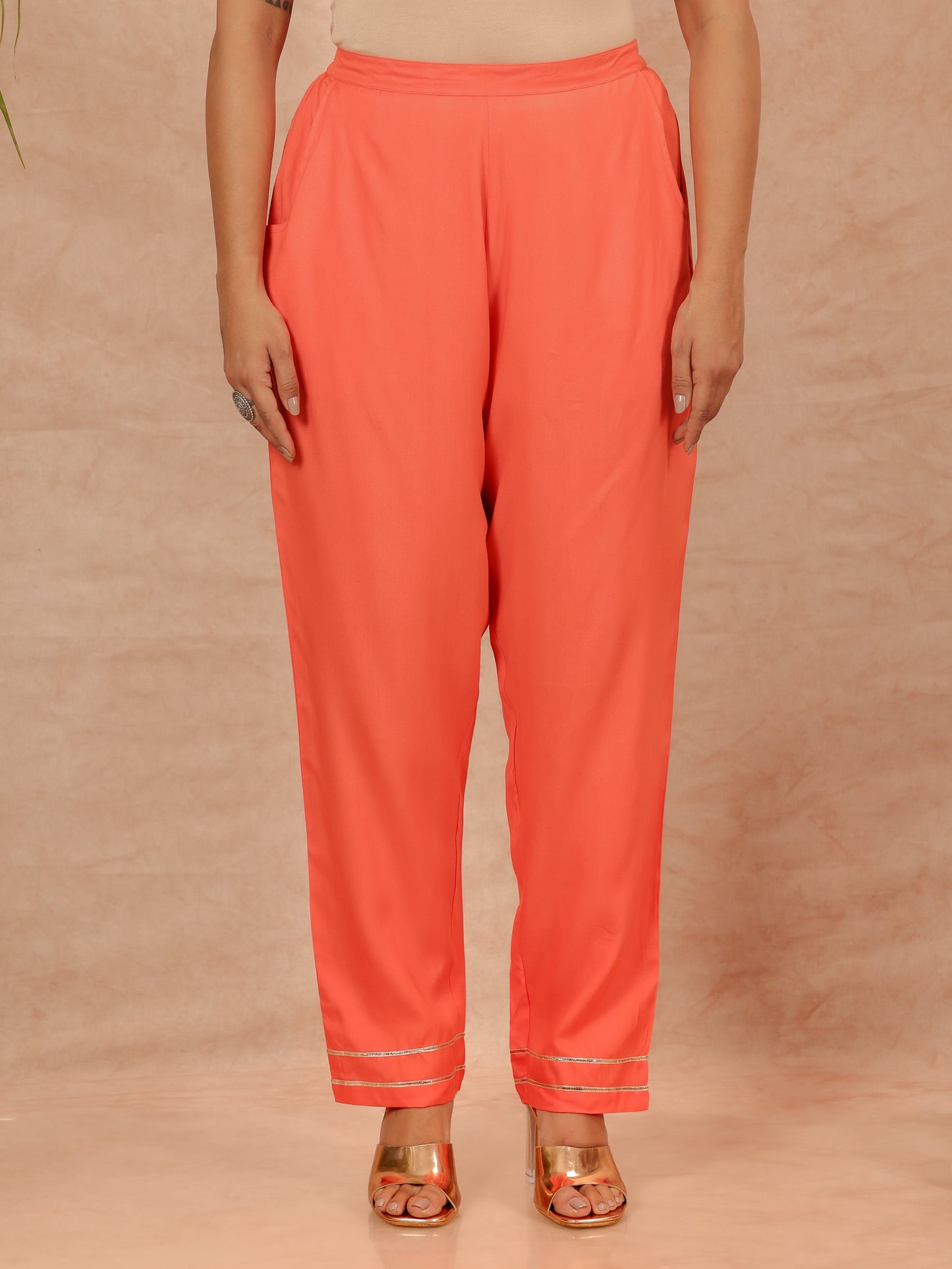 Rayon Solid Crop Pant