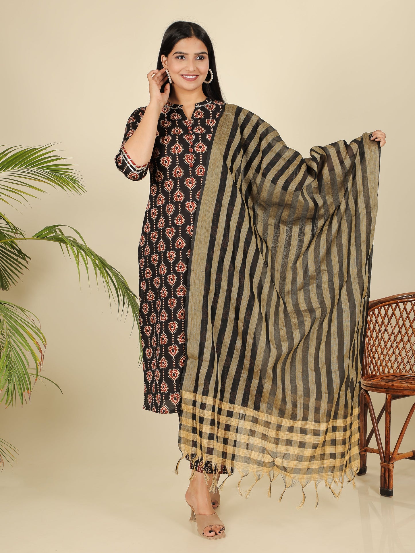 Chanderi Striped black Dupatta