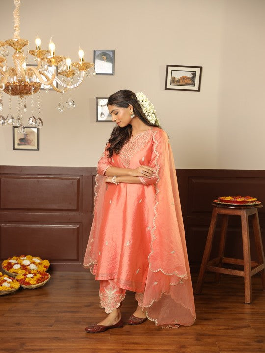 ASRUMO Women Ethnic Motifs Embroidered Regular Thread Work Chanderi Silk Kurta