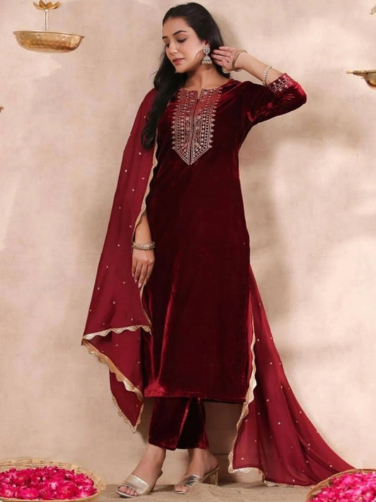 Trendmalls Floral Yoke Design Sequinned Velvet Kurta