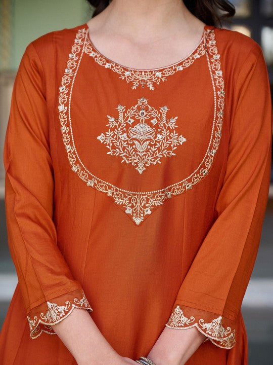 ASCIIBLUES Women Embroidered Regular Kurta