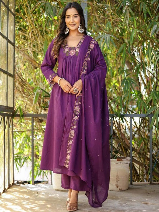 ASCIIBLUES Women Floral Embroidered Kurta with Trousers & Dupatta