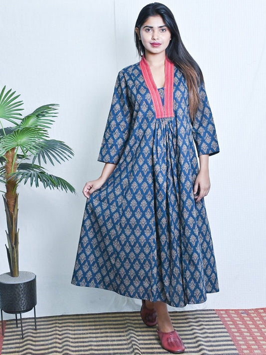 Earthwear Floral Printed V-Neck Pure Cotton A-Line Ethnic Dress