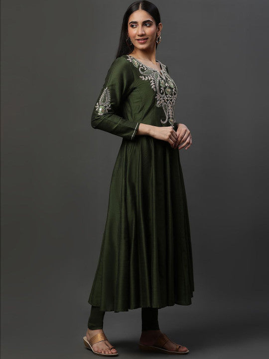 AURELIA Women Kurta With Dupatta