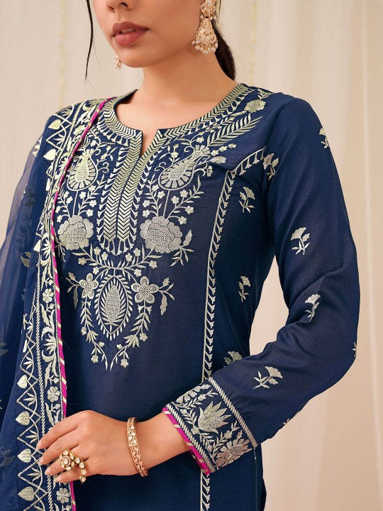 House of Pataudi Women Embroidered Straight Kurta
