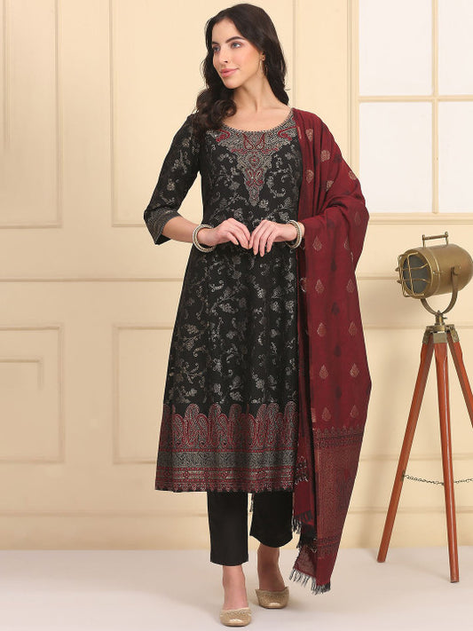 AURELIA Women Floral Embroidered Kurta with Trousers & Dupatta
