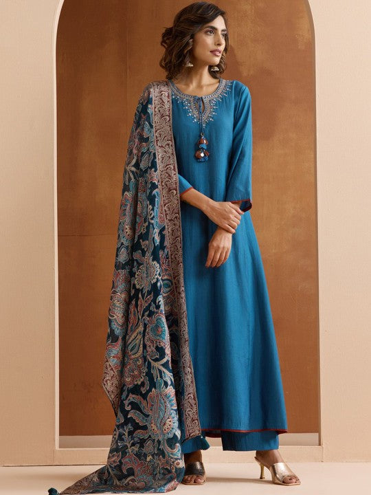 Ishin Women Floral Embroidered Regular Thread Work Kurta with Trousers & With Dupatta