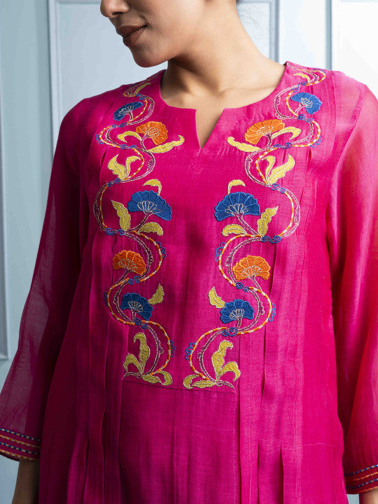 The White Tree Studio Embroidered Chanderi Cotton Thread Work Kurta