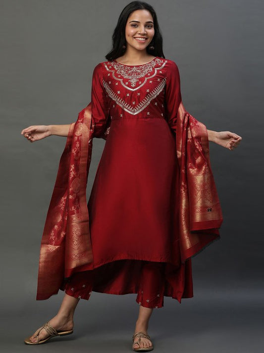 AURELIA Women Yoke Design Regular Thread Work Kurta with Palazzos & With Dupatta
