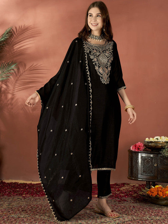 Anouk Ethnic Motifs Embroidered Regular Thread Work Straight Kurta With Trousers & Dupatta