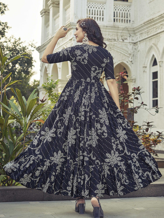 CHANSI Floral Printed Pleated Flared Maxi Dress