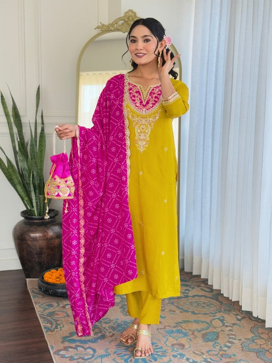 JAPNAAM Floral Embroidered Notch Neck Kurta With Trousers & Dupatta