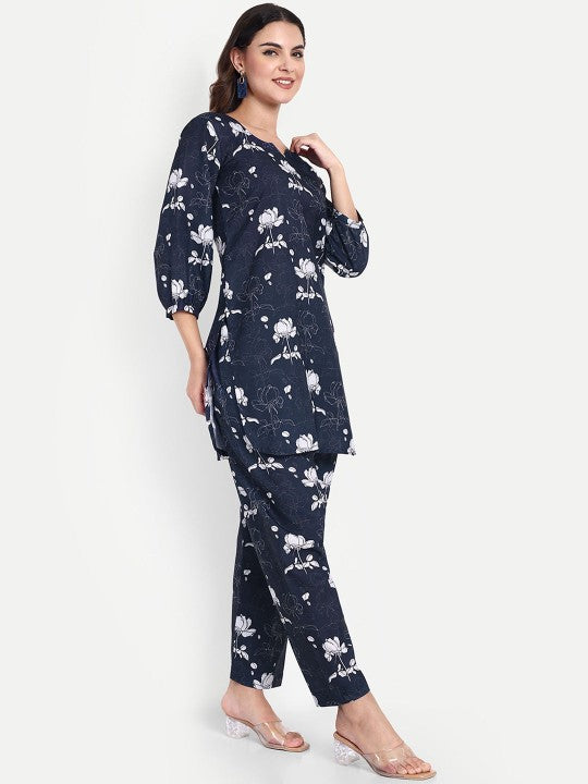 TILISM Floral Printed Round Neck Three-Quarter Sleeves Pure Cotton Top With Trouser