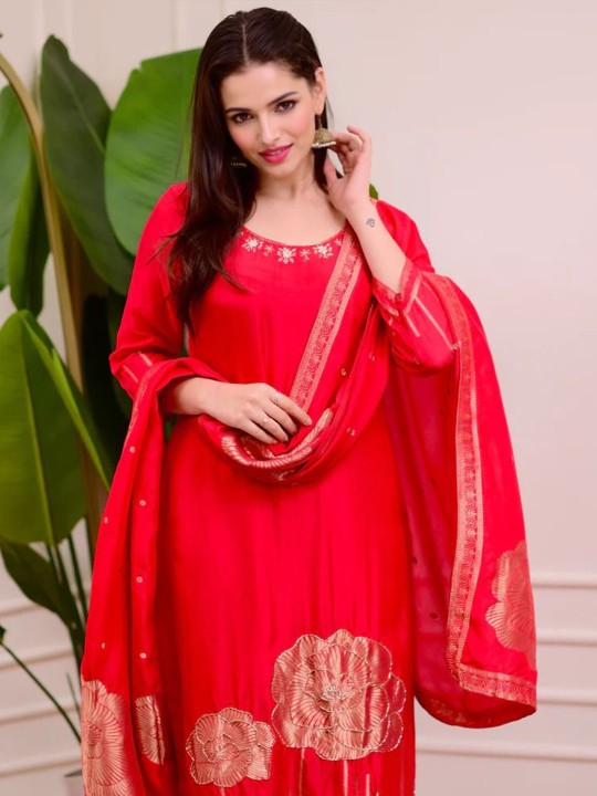 Anouk Women Ethnic Motifs Embroidered Regular Zardozi Kurta