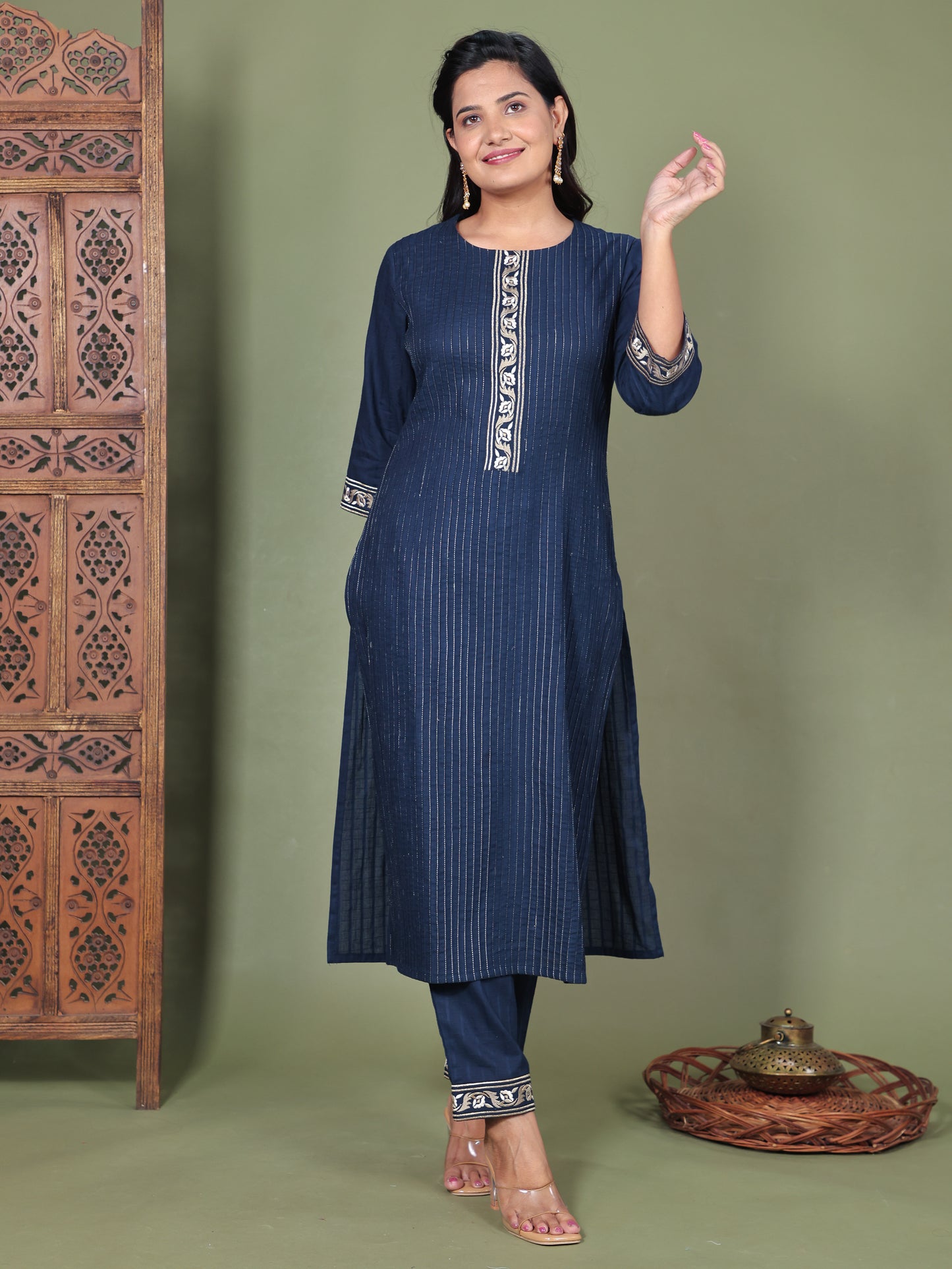 Embroidered Cotton Dobby Solid Straight Navy Blue Kurta
