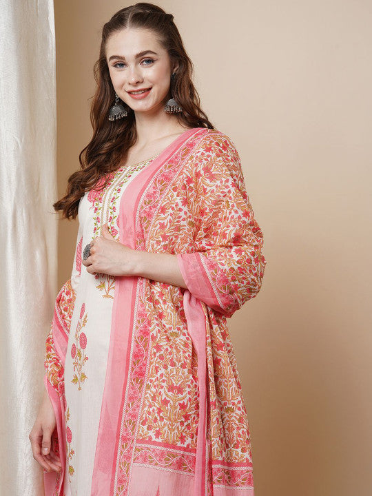 FASHOR Women Floral Printed Thread Work Pure Cotton Kurta Trousers With Dupatta