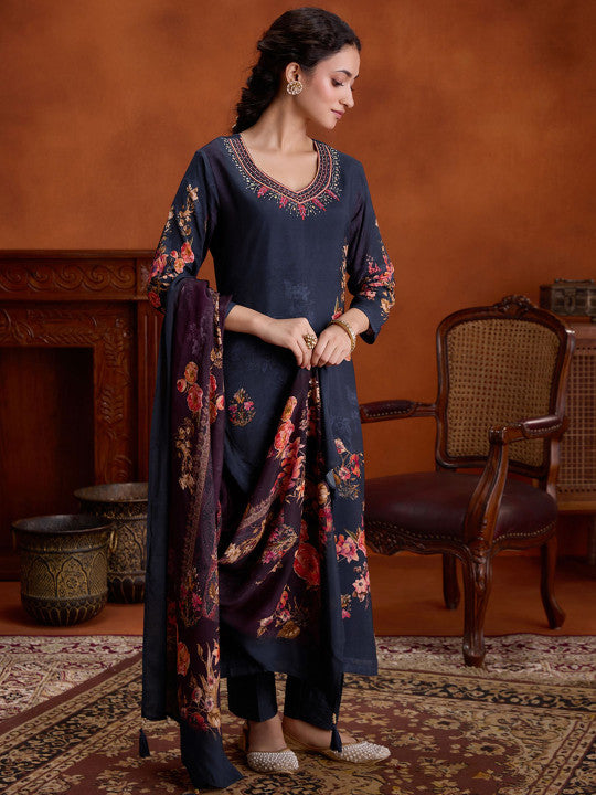 WOMEN PLUS Floral Embroidered Beads and Stones Straight Kurta with Trousers & Dupatta
