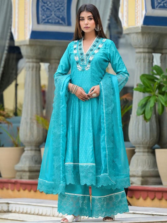 Aavanya Women Green Pure Cotton Kurta Sets