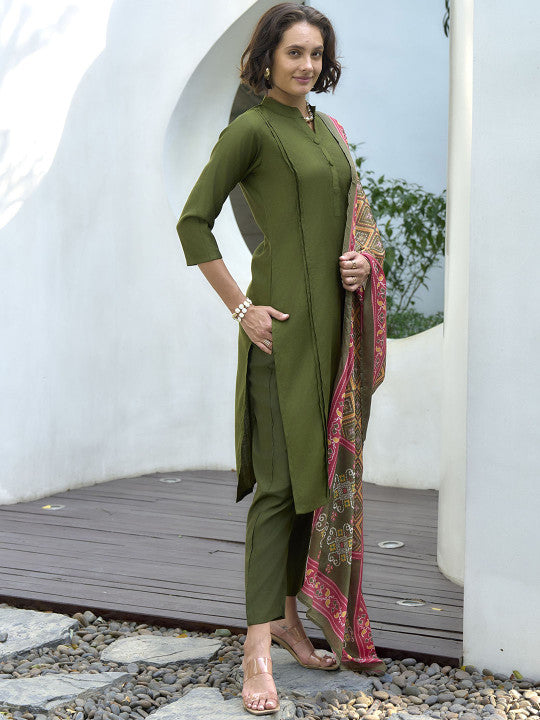 DEVATITHI Women Green Vatican Kurti Pant And Dupatta