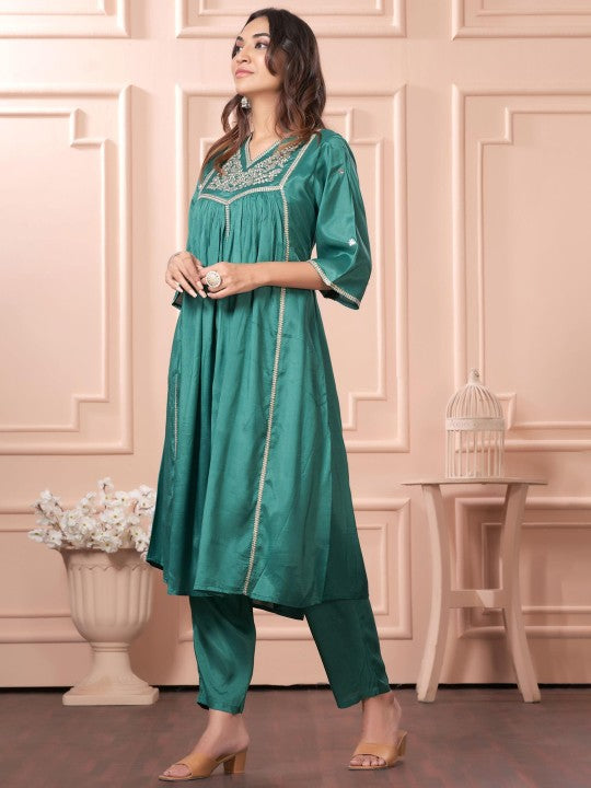 BulBul Women Floral Embroidered Regular Thread Work A-Line Kurta