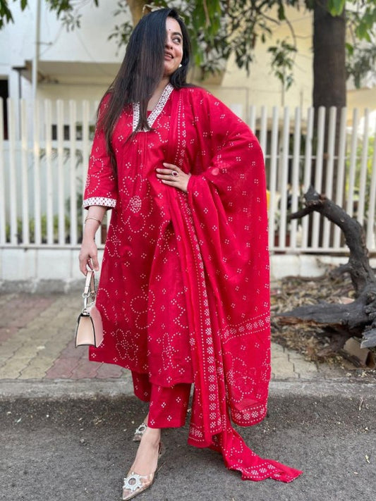 Aaghnya Women Viscose Rayon Kurta & Trousers With Dupatta