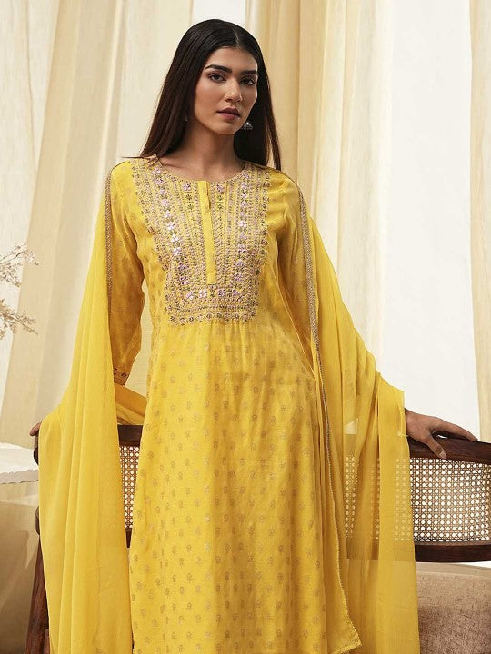 Biba Women Floral Embroidered Regular Beads and Stones Kurta