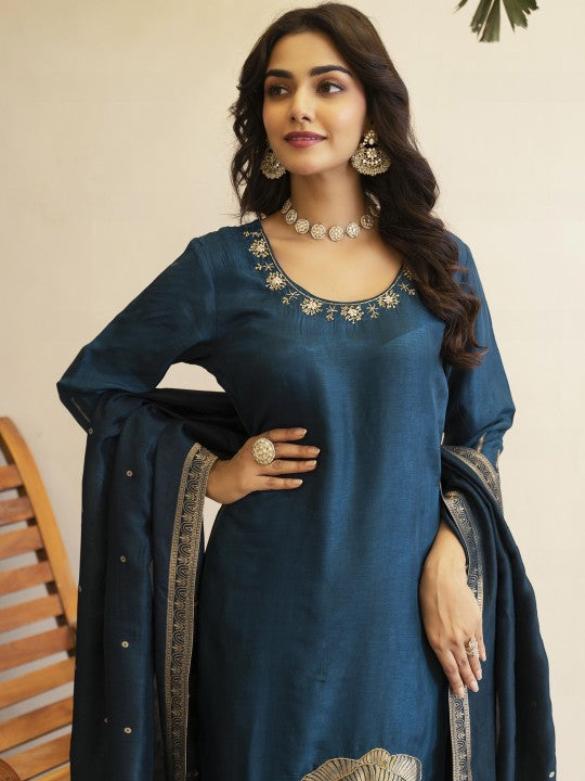Anouk Women Embroidered Regular Zardozi Pure Silk Kurta