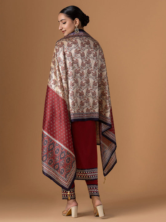 WOMEN PLUS Ethnic Motifs Yoke Design Thread Work Kurta With Trousers & Dupatta