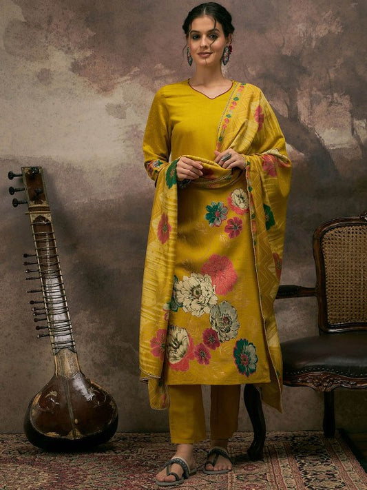 Anouk Women Floral Printed Kurta with Trouser & Dupatta