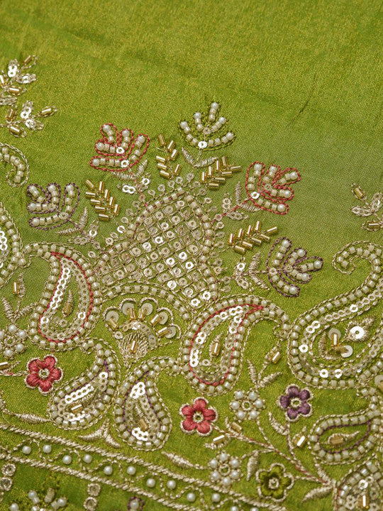 House of Pataudi Women Ethnic Motifs Embroidered Straight Kurta With Trousers & Dupatta