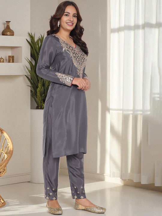 W Women Ethnic Motifs Embroidered Thread Work Kurta with Trousers & Dupatta Kurta Sets