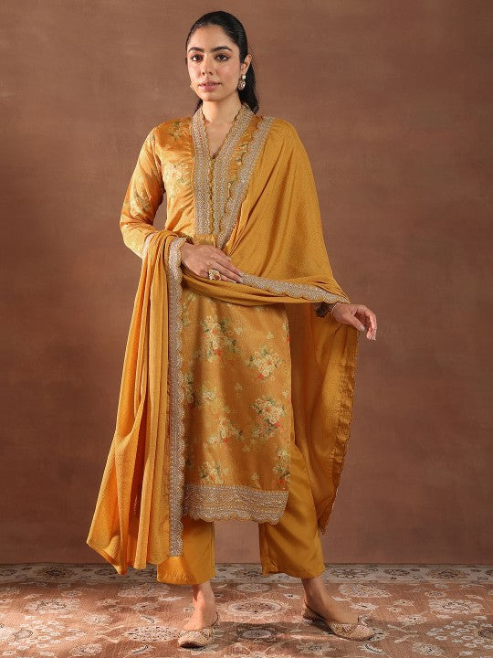 Floral Printed V-Neck Thread Work Kurta