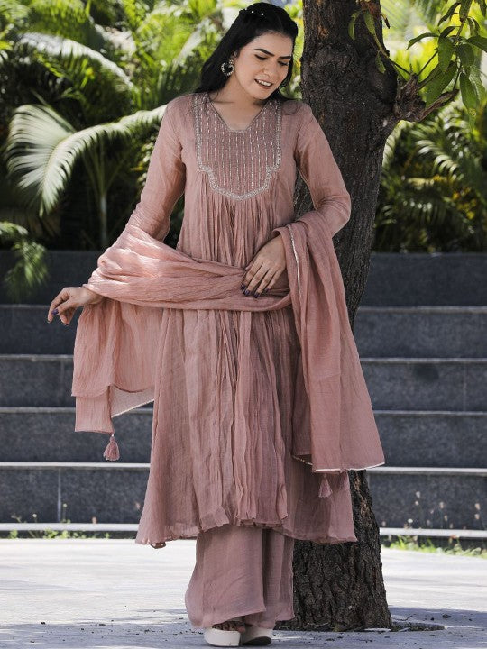 AAHRA Geometric Yoke Design Sequinned Square Neck Chanderi Silk Kurta