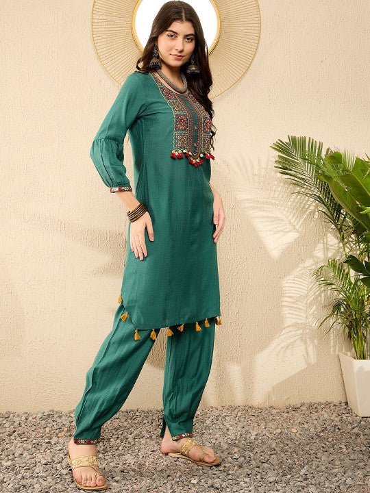 AHIKA Ethnic Motifs Yoke Design Regular Thread Work Straight Kurti with Salwar