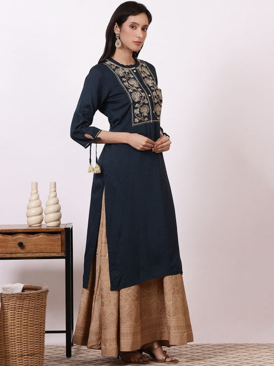 AURELIA Women Floral Yoke Design Regular Thread Work Kurta with Skirt & With Dupatta
